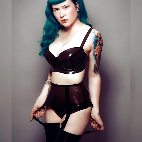 Stephanie Jay - Pin Up Model