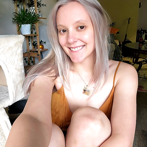 Kali Cox  All Natural Nerdy Girlfriend