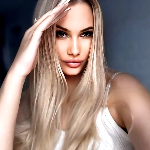 Kaitlin Williams  Your Blondy