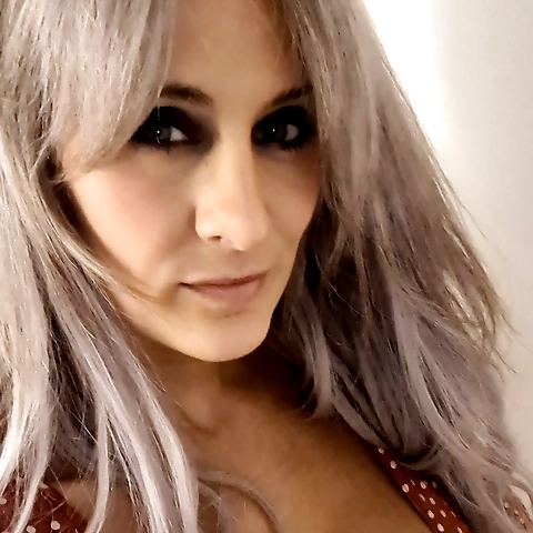 39 year old boobie flasher and erection specialist! 😁  👀 You will unlock all the content on the wall! ☝️ No ppv 📽 X-rated vids 👮‍♀️ Role play 🙈 Nudes 😈 Masturbation - real orgasms 📩 Free DMs - all answered 🍆 Send me your dick pics  I also have boy-girl co