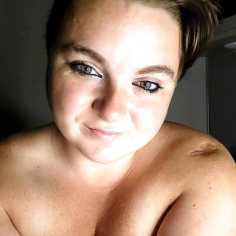 TheQu33nOfNubs OnlyFans profile picture