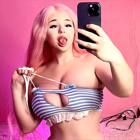 - OnlyFans profile picture