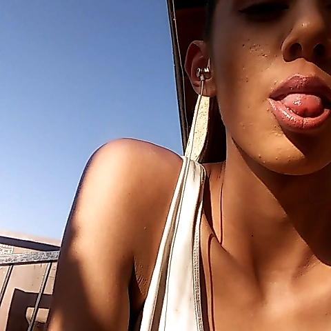 Bakersfield ... Bakersfield ca ... Cam / exotic dancer/ playmate Snapchat premium :betty_girl27