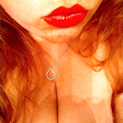 - OnlyFans profile picture