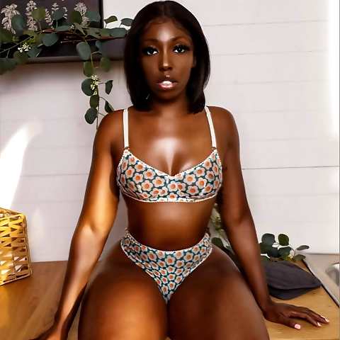 - OnlyFans profile picture