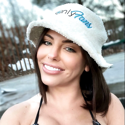 adriana chechik OnlyFans profile picture
