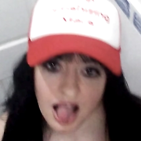 Trash Kitten  Free OF