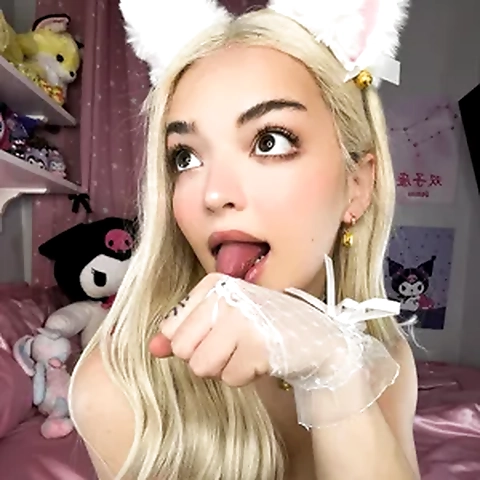 winnie blaire OnlyFans profile picture