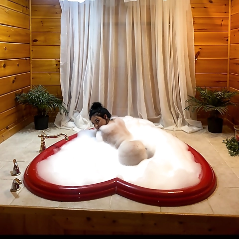 - OnlyFans profile picture