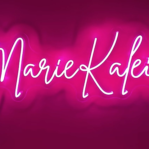 - OnlyFans profile picture