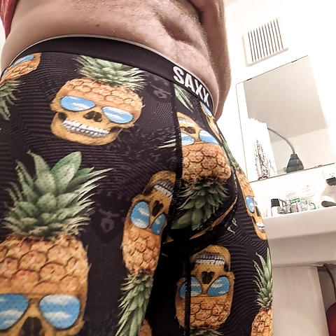 Alberta, Canada ... Just a guy with a big cock, who likes fucking tight pussy Subscription is free, content videos are $5 🥰 Always up for dirty conversations, but please respect my time as well and purchase a video or a donation to help support OnlyFans profile picture