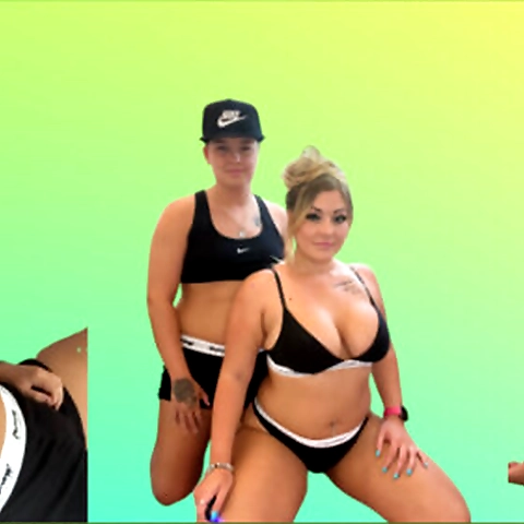 - OnlyFans profile picture