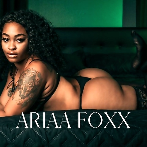 - OnlyFans profile picture