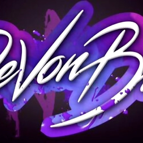 - OnlyFans profile picture