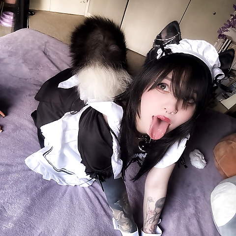 Filipina long tongue queen OnlyFans profile picture